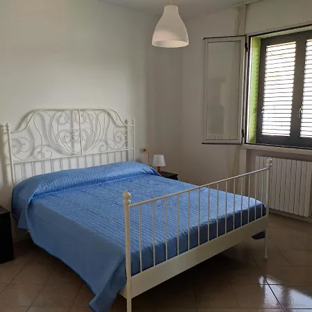 Residenza Silvestro A 2 Minuti Dalla Fiera E Dal Mare! Vakantiehuis