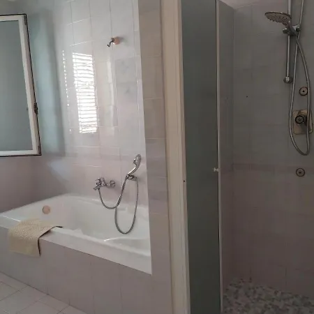 Prázdninový dům Residenza Silvestro A 2 Minuti Dalla Fiera E Dal Mare!